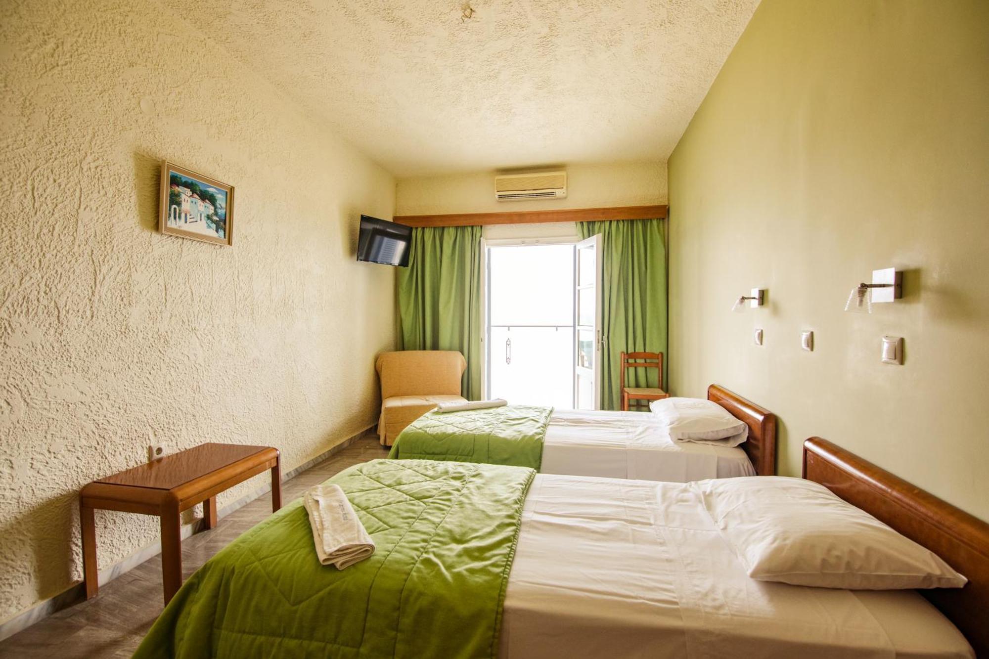 Hotel Philoxenia Μασούρι Εξωτερικό φωτογραφία